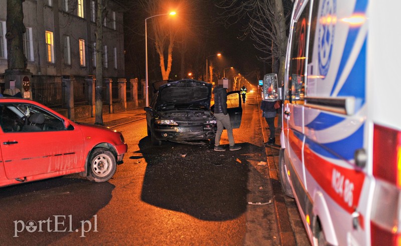 Zderzenie na Komeńskiego zdjęcie nr 147162