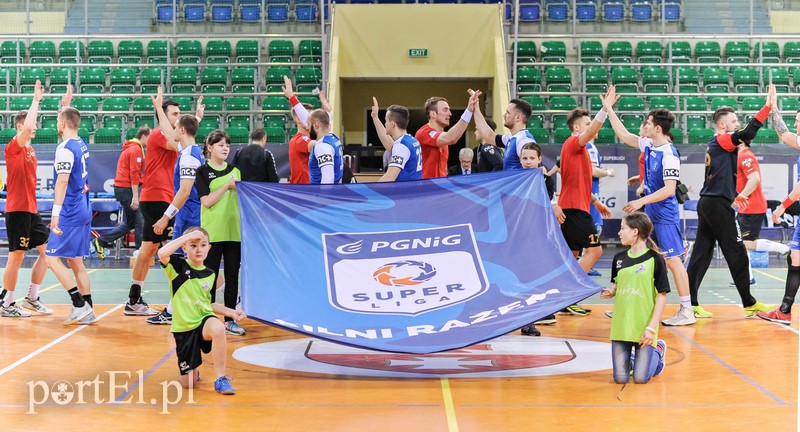 Meblarze słabsi w starciu beniaminków zdjęcie nr 147367