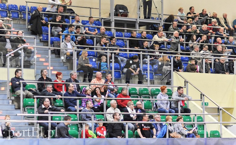 Meblarze słabsi w starciu beniaminków zdjęcie nr 147374