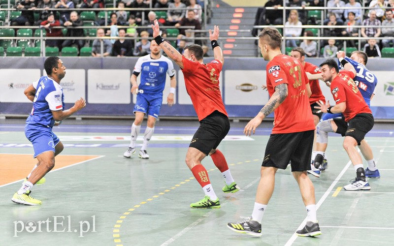 Meblarze słabsi w starciu beniaminków zdjęcie nr 147378