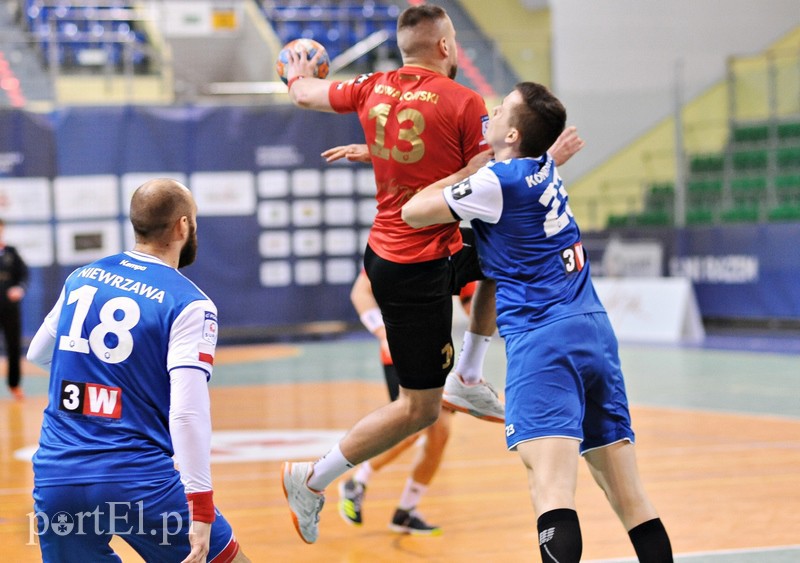 Meblarze słabsi w starciu beniaminków zdjęcie nr 147370