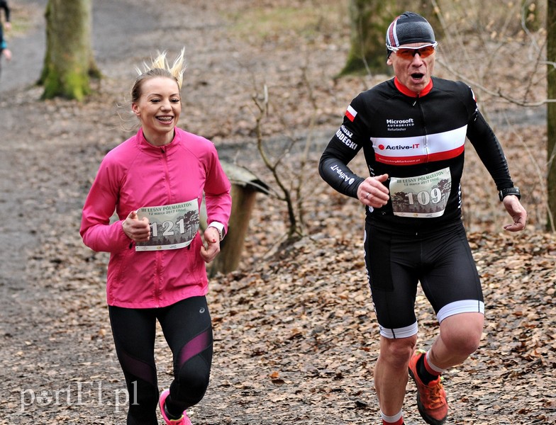Leśny półmaraton. Tak biegacze uczcili Dzień Kobiet zdjęcie nr 147474