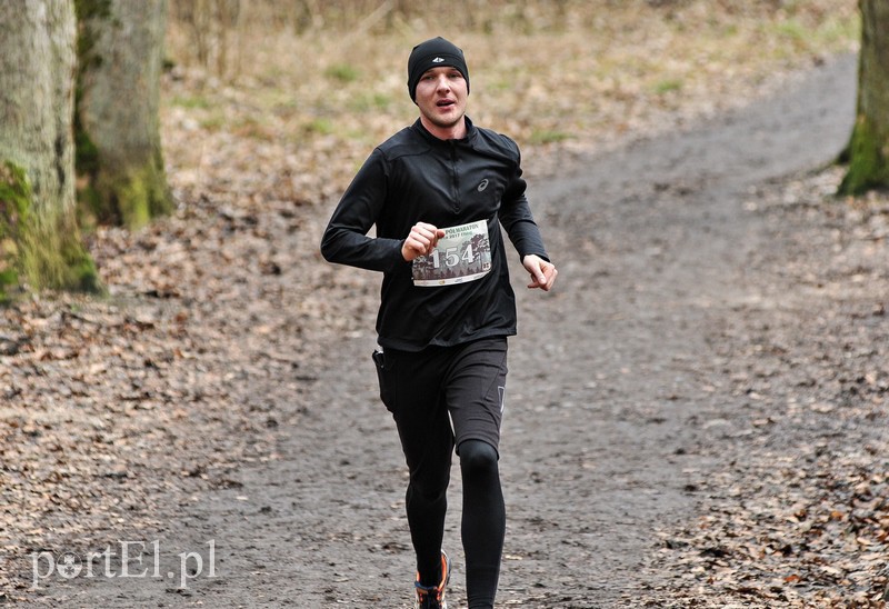 Leśny półmaraton. Tak biegacze uczcili Dzień Kobiet zdjęcie nr 147470