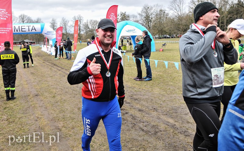 Leśny półmaraton. Tak biegacze uczcili Dzień Kobiet zdjęcie nr 147498