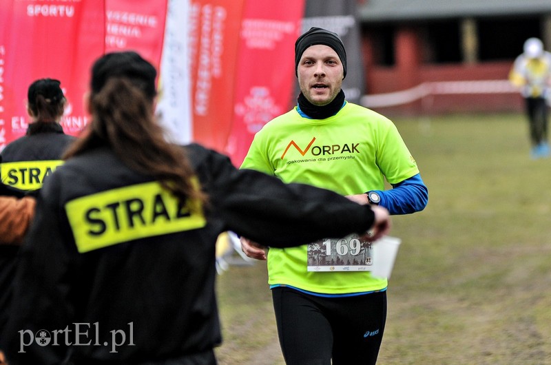 Leśny półmaraton. Tak biegacze uczcili Dzień Kobiet zdjęcie nr 147491