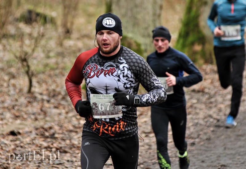 Leśny półmaraton. Tak biegacze uczcili Dzień Kobiet zdjęcie nr 147481
