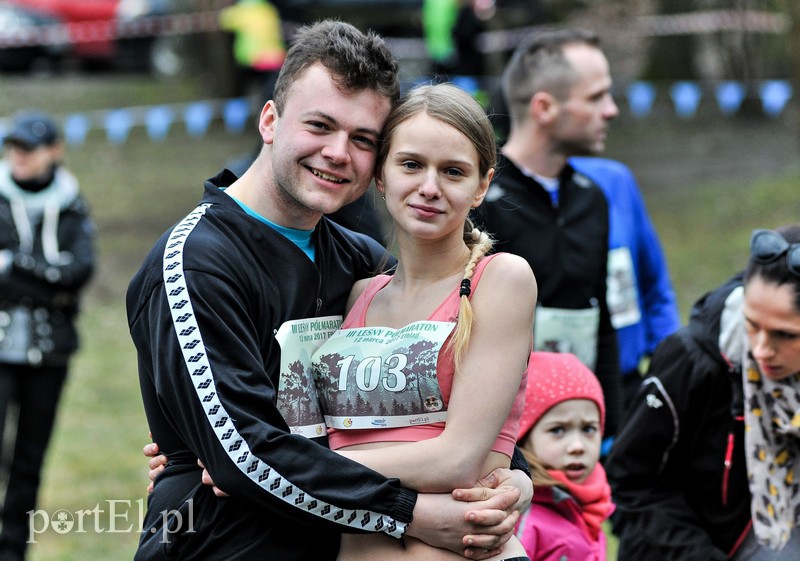 Leśny półmaraton. Tak biegacze uczcili Dzień Kobiet zdjęcie nr 147447