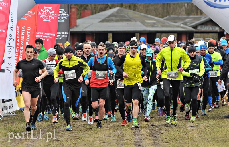 Leśny półmaraton. Tak biegacze uczcili Dzień Kobiet zdjęcie nr 147454