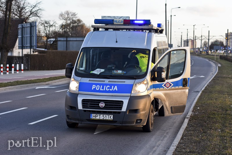 Elbląg Zderzenie motocyklisty z osobówką