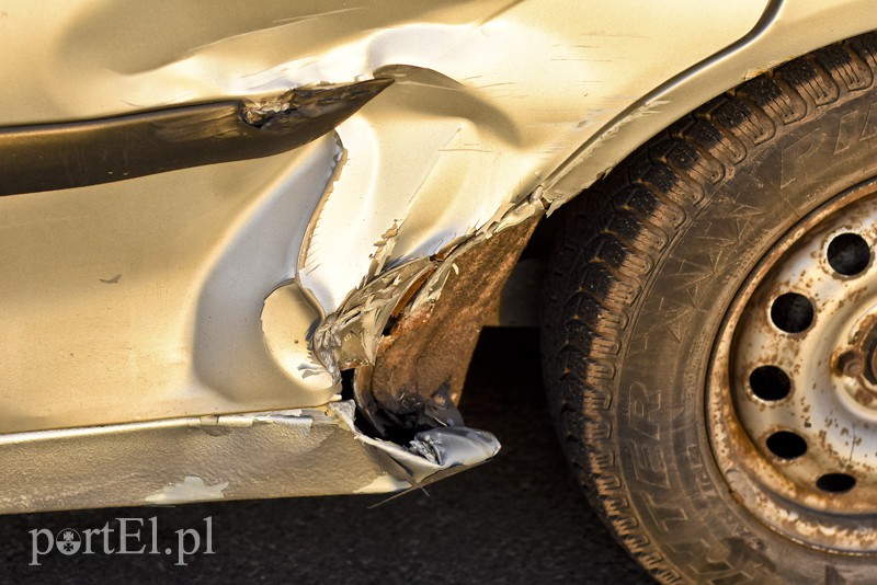 Zderzenie motocyklisty z osobówką zdjęcie nr 147621