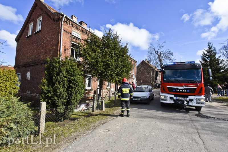 Pożar mieszkania przy ul. Stawidłowej zdjęcie nr 147661