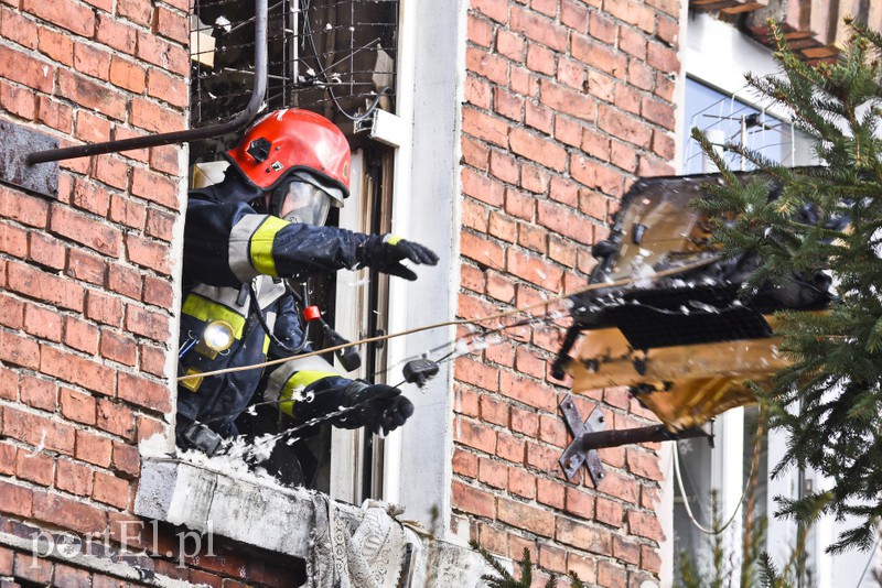 Pożar mieszkania przy ul. Stawidłowej zdjęcie nr 147667