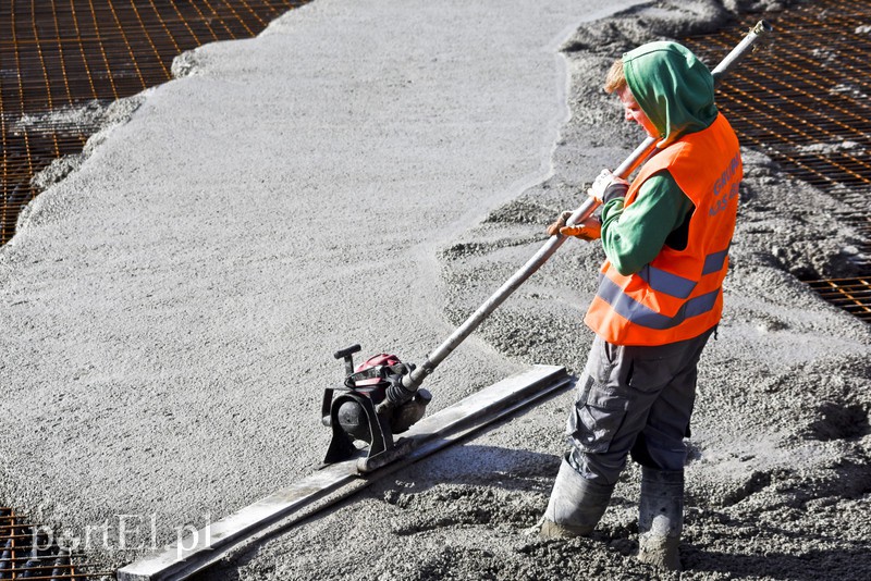 Na Agrykoli leją beton zdjęcie nr 147686