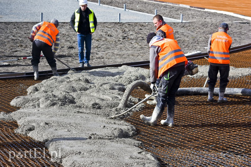 Na Agrykoli leją beton zdjęcie nr 147680