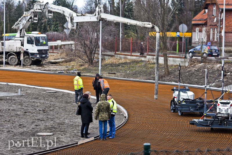 Na Agrykoli leją beton zdjęcie nr 147675