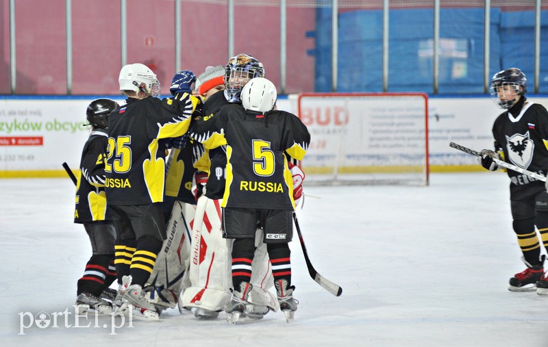 Wikińskie dziewczyny strzelają bramki zdjęcie nr 148444