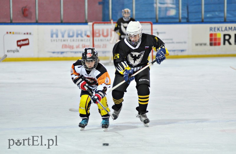 Wikińskie dziewczyny strzelają bramki zdjęcie nr 148433