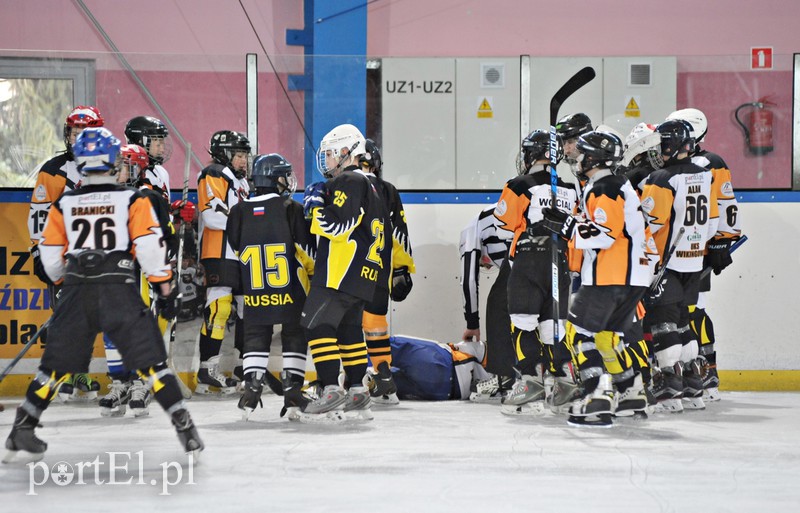 Wikińskie dziewczyny strzelają bramki zdjęcie nr 148430