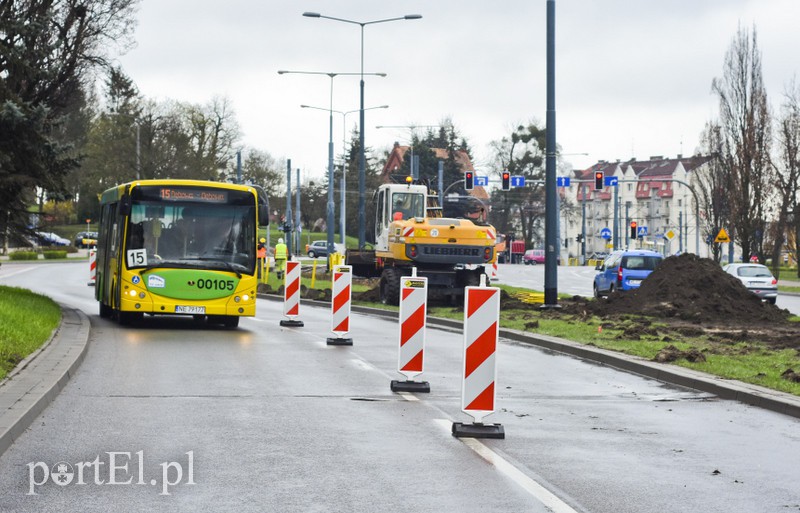 Koparka poszła w ruch, powstaje torowisko zdjęcie nr 149293