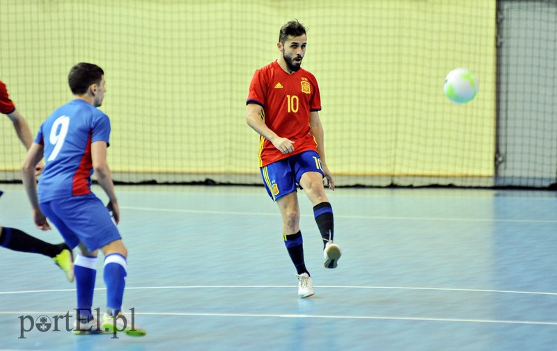 Kanonada Hiszpanów na inaugurację eliminacji zdjęcie nr 149470