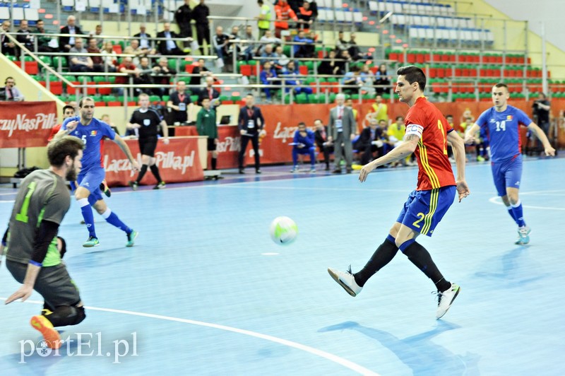 Kanonada Hiszpanów na inaugurację eliminacji zdjęcie nr 149490