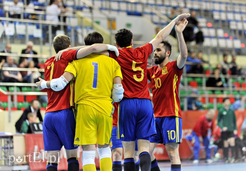 Kanonada Hiszpanów na inaugurację eliminacji zdjęcie nr 149494