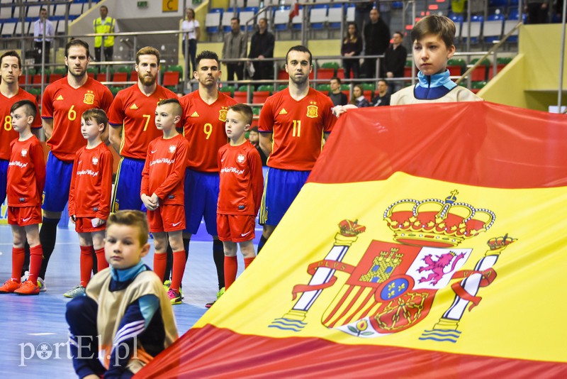 Hiszpania nie zwalnia tempa zdjęcie nr 149590