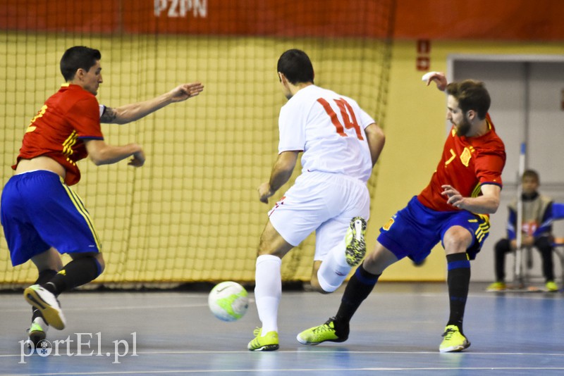 Hiszpania nie zwalnia tempa zdjęcie nr 149596