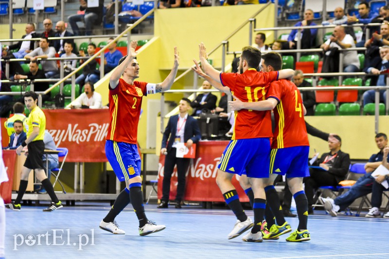 Hiszpania nie zwalnia tempa zdjęcie nr 149623