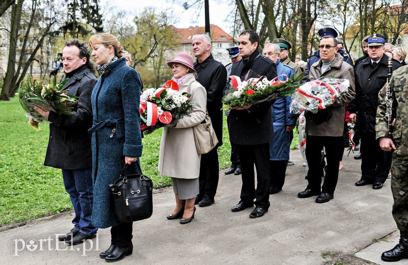 Pamięć o tych, którzy na wojnie stracili zdrowie zdjęcie nr 150303