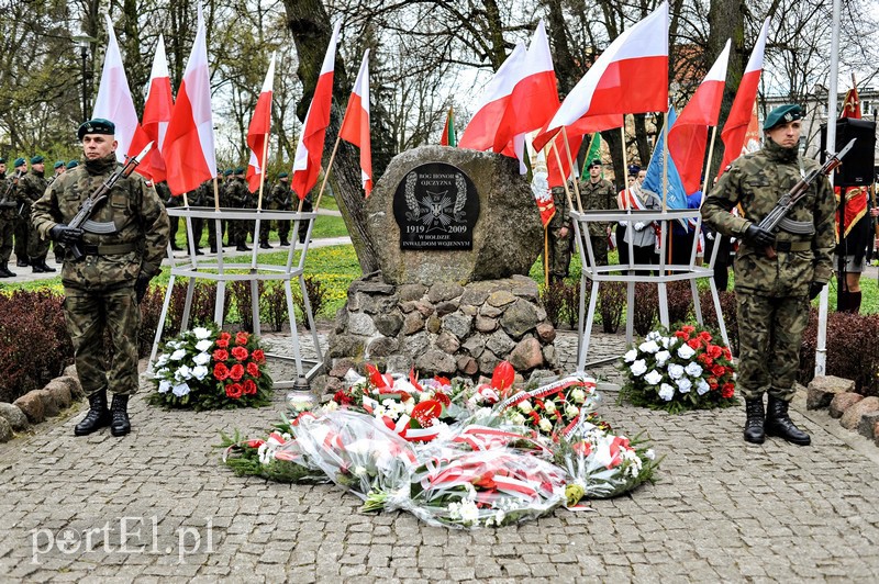 Pamięć o tych, którzy na wojnie stracili zdrowie zdjęcie nr 150305