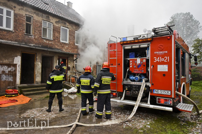 Pożar na Stefczyka, jedna osoba poszkodowana zdjęcie nr 151415