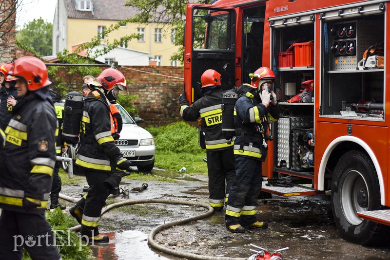 Pożar na Stefczyka, jedna osoba poszkodowana zdjęcie nr 151428