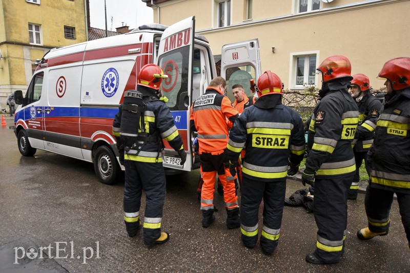 Pożar na Stefczyka, jedna osoba poszkodowana zdjęcie nr 151412