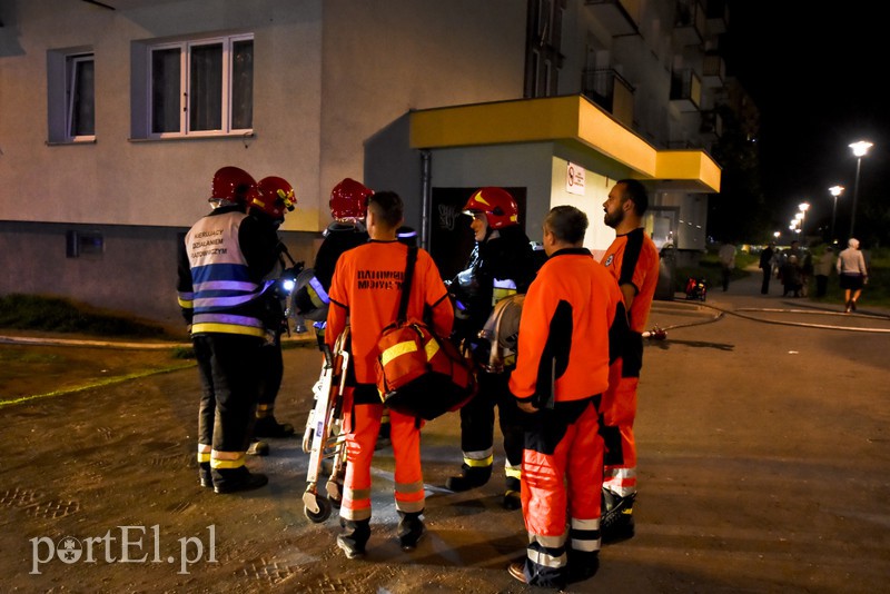 Pożar w wieżowcu przy Malborskiej zdjęcie nr 152108