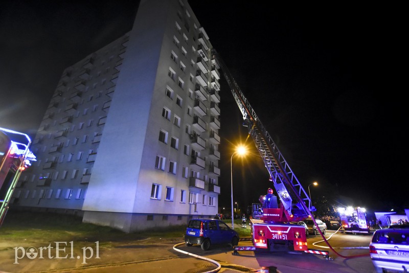 Pożar w wieżowcu przy Malborskiej zdjęcie nr 152101