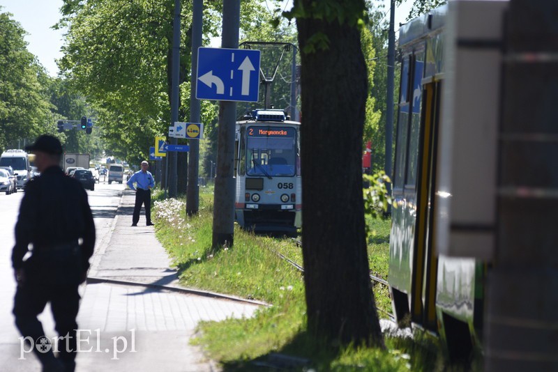 Grunwaldzka zablokowana! Ciężarówka zderzyła się z tramwajem zdjęcie nr 152155