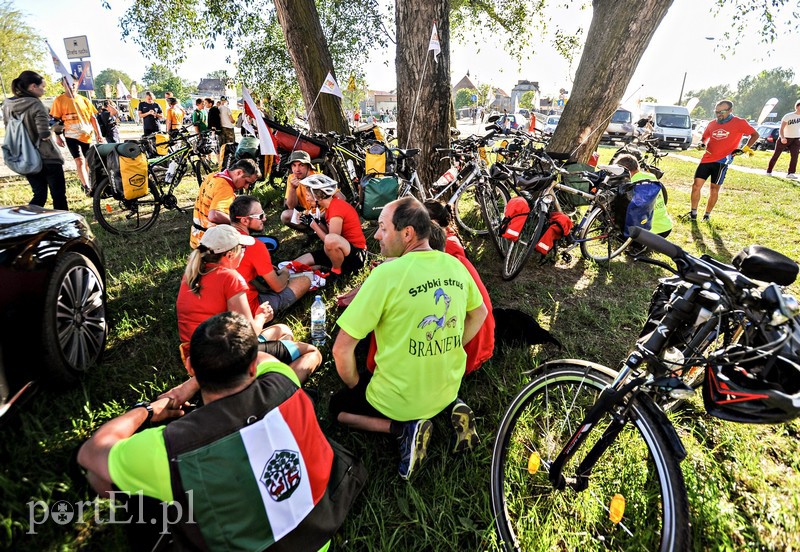 Jadą na rowerach dookoła świata zdjęcie nr 152731