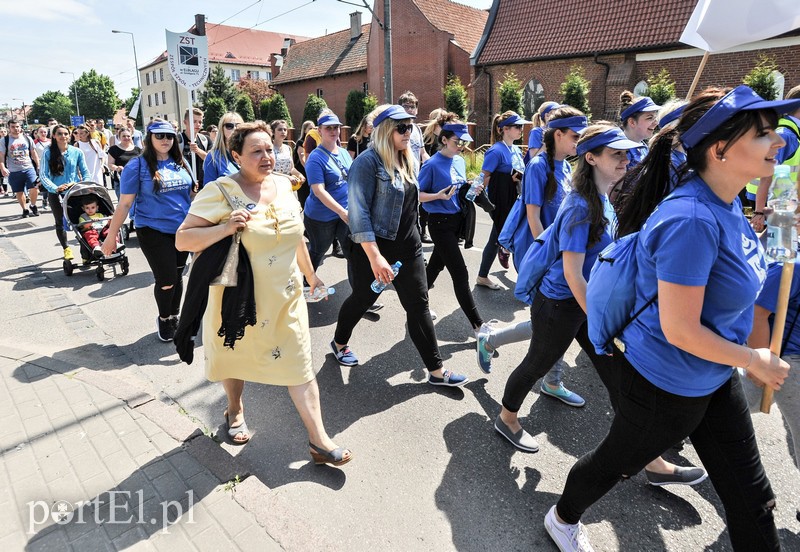 Studenci przeszli ulicami miasta zdjęcie nr 152910