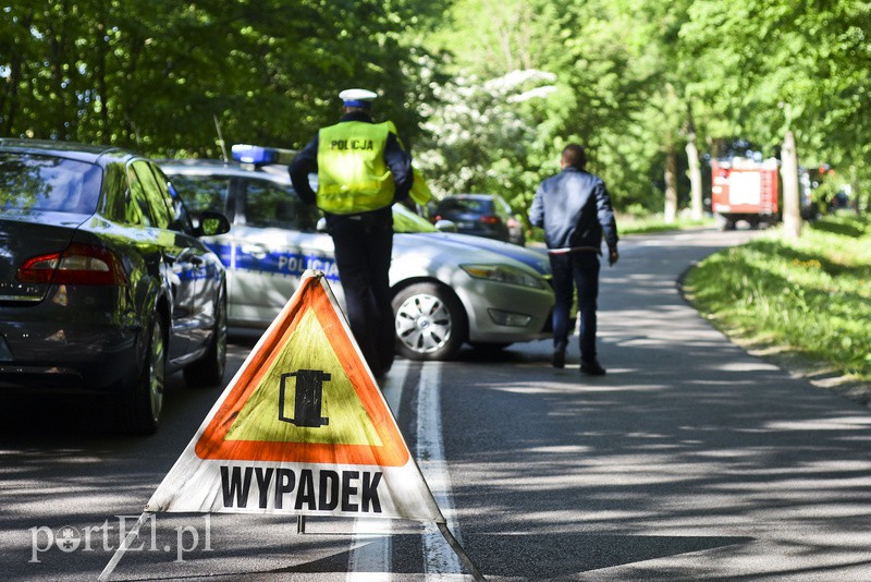 Tragiczny wypadek w Krasnym Lesie, kierowca uciekał przed policją zdjęcie nr 153173