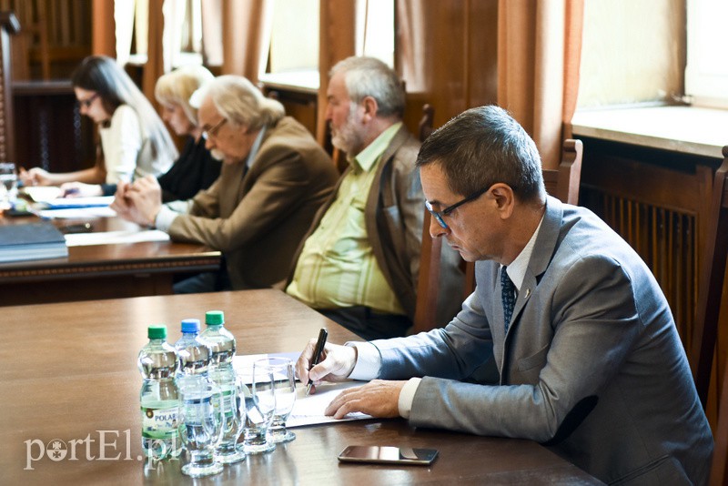 Nadzwyczajnie krótka sesja zdjęcie nr 153646