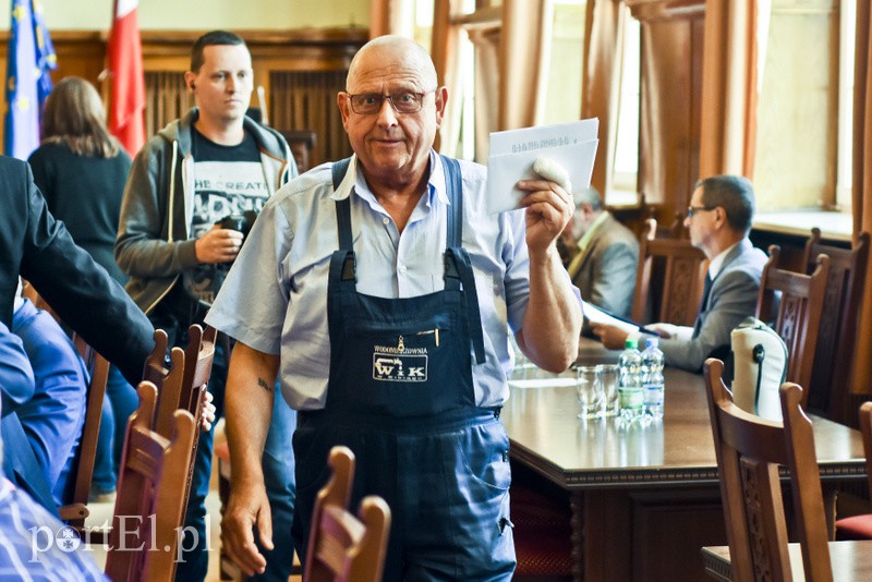 Nadzwyczajnie krótka sesja zdjęcie nr 153650