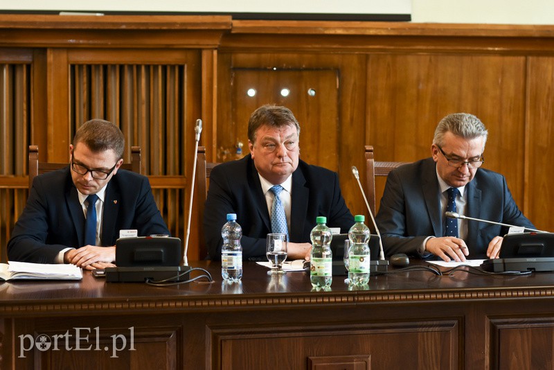 Nadzwyczajnie krótka sesja zdjęcie nr 153641