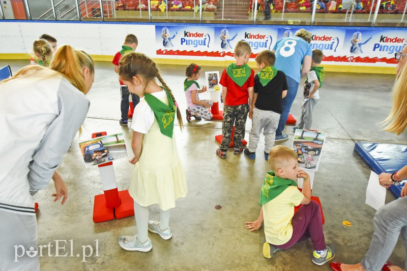 Autoriada uczy bezpieczeństwa na drodze zdjęcie nr 153687