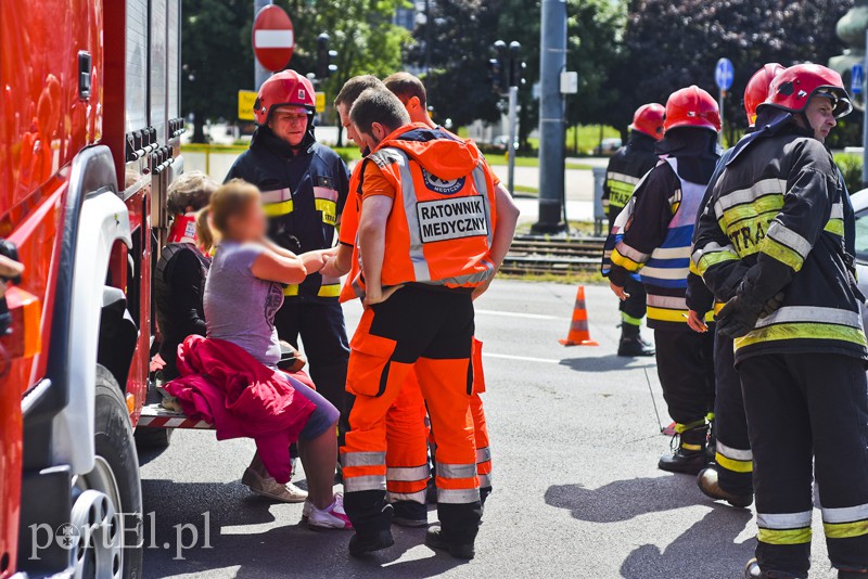 Kolizja dwóch renault przy szkole muzycznej zdjęcie nr 153742