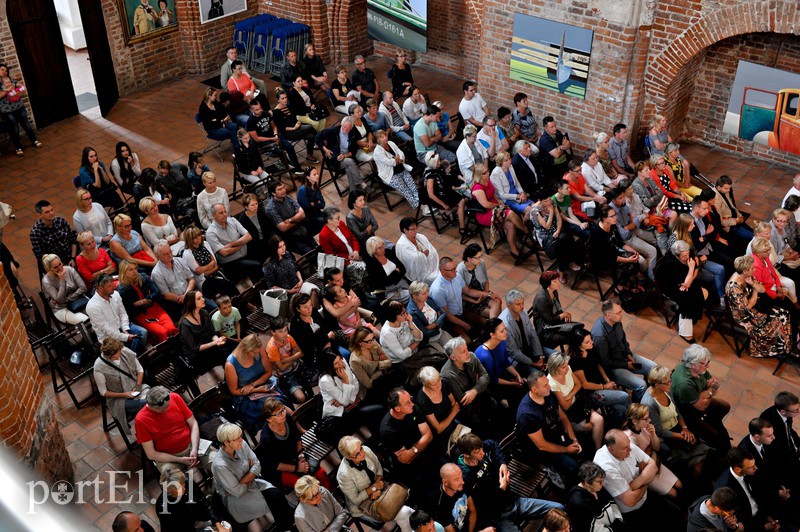 Śpiewająca wizytówka miasta w Galerii El zdjęcie nr 153900