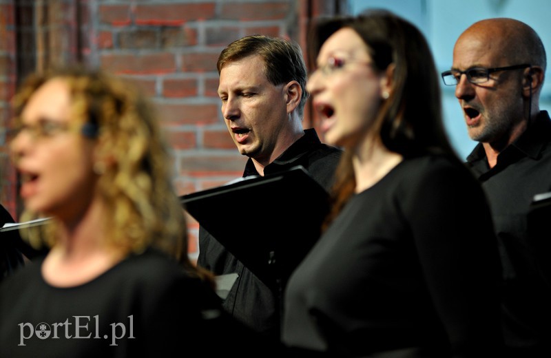 Śpiewająca wizytówka miasta w Galerii El zdjęcie nr 153896