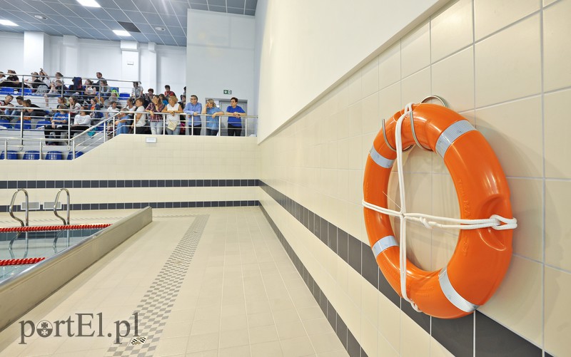 Na basenie przy Robotniczej można już pływać zdjęcie nr 153949