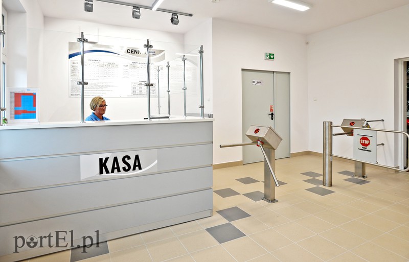 Na basenie przy Robotniczej można już pływać zdjęcie nr 153932