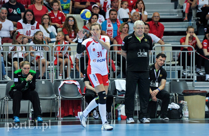 Elblążanie kibicowali Polkom w Koszalinie. Cztery bramki piłkarki Startu zdjęcie nr 154198